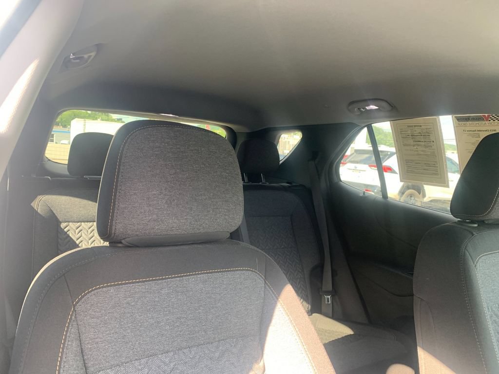 Used 2023 Chevrolet Equinox LT AWD/4WD image 19