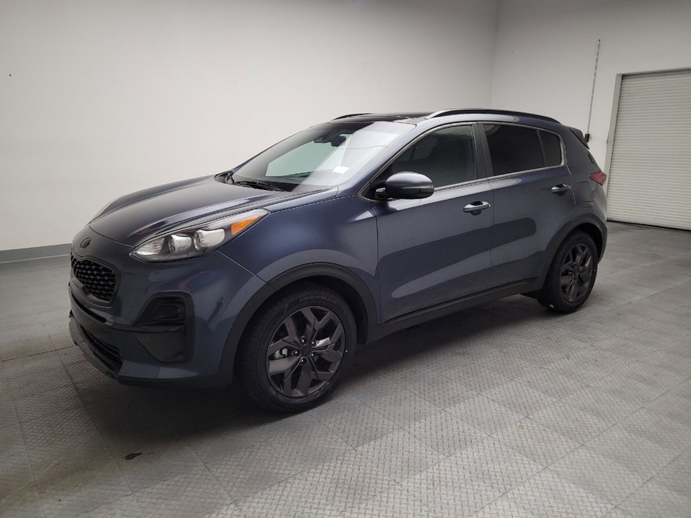 Used 2022 Kia Sportage Nightfall Edition FWD image 2