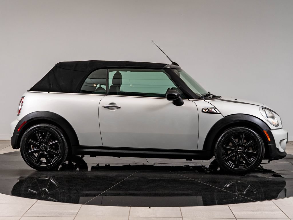 Used 2014 MINI Cooper S FWD image 11