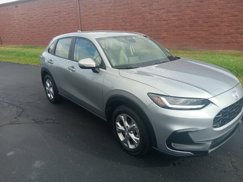 Used 2025 Honda HR-V LX