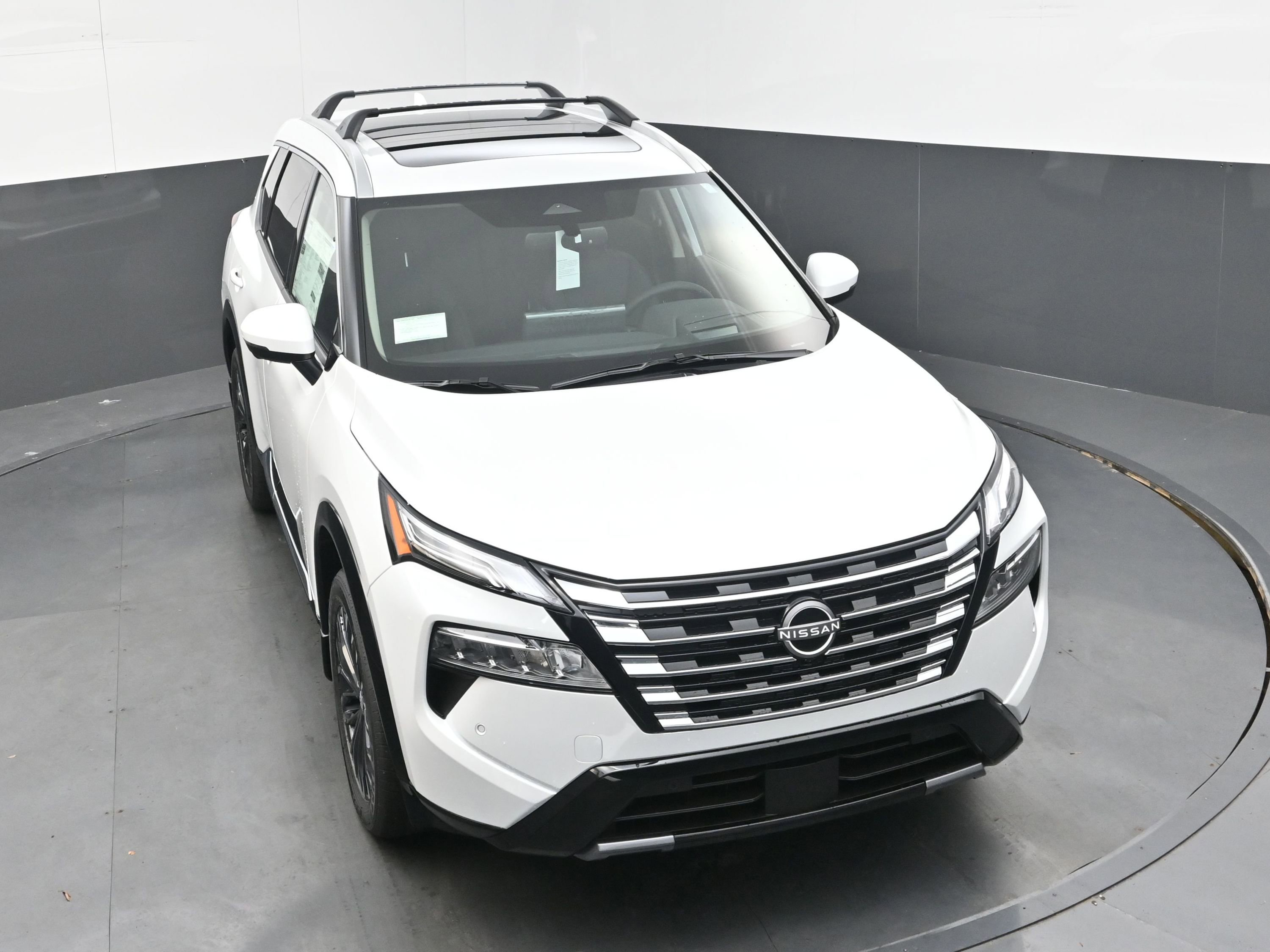 New 2025 Nissan Rogue Platinum w/ Platinum Premium Package image 27