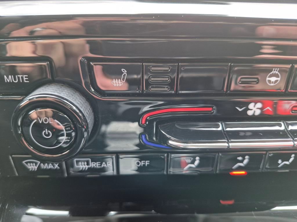 Used 2022 Jeep Grand Cherokee L Limited image 21