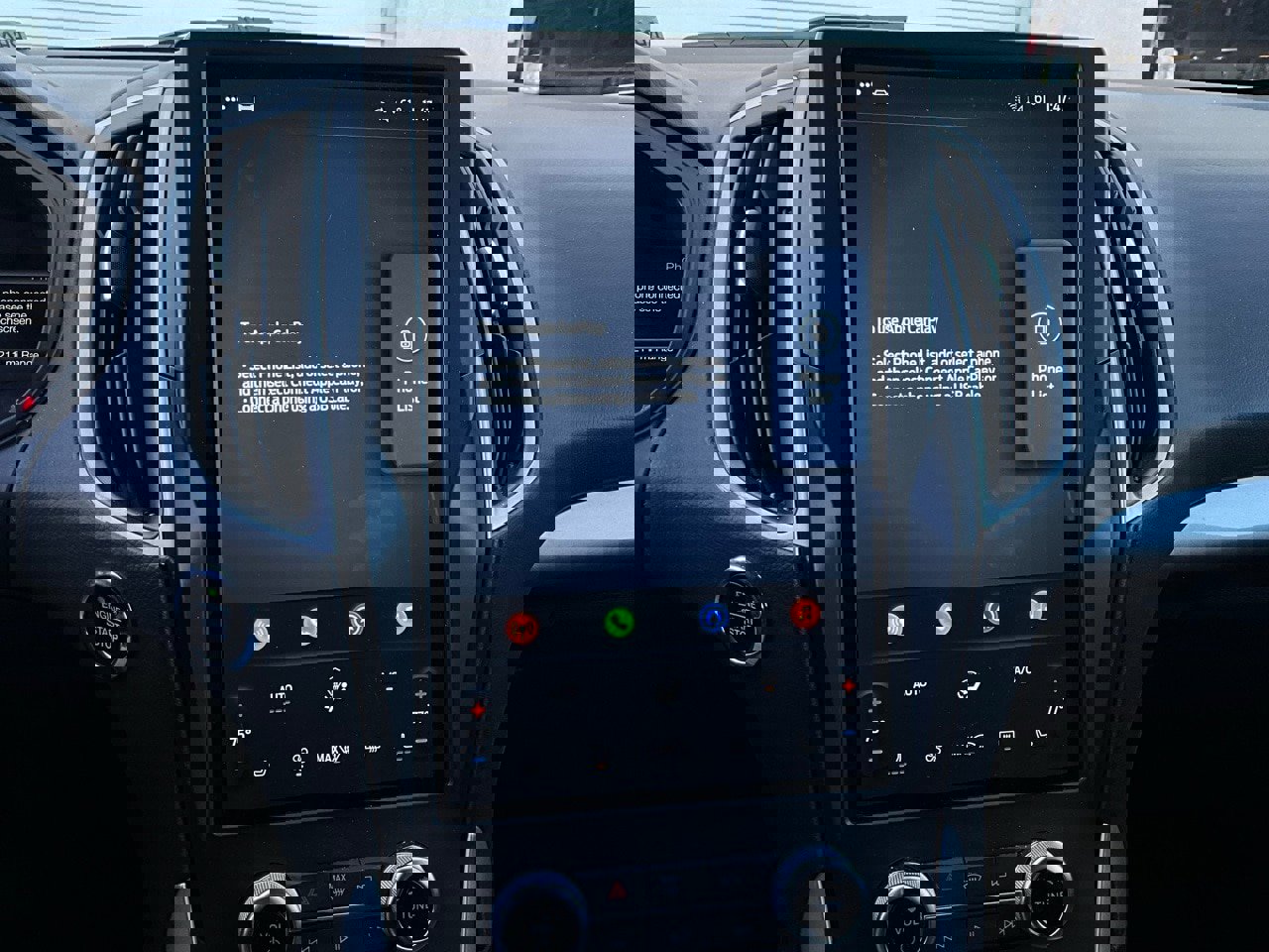 Used 2024 Ford Edge SEL image 24