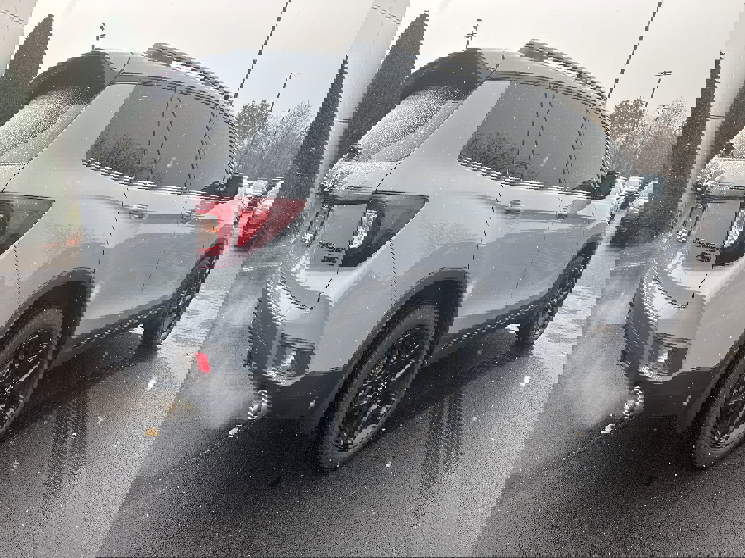 Used 2025 Honda Passport Black Edition image 13