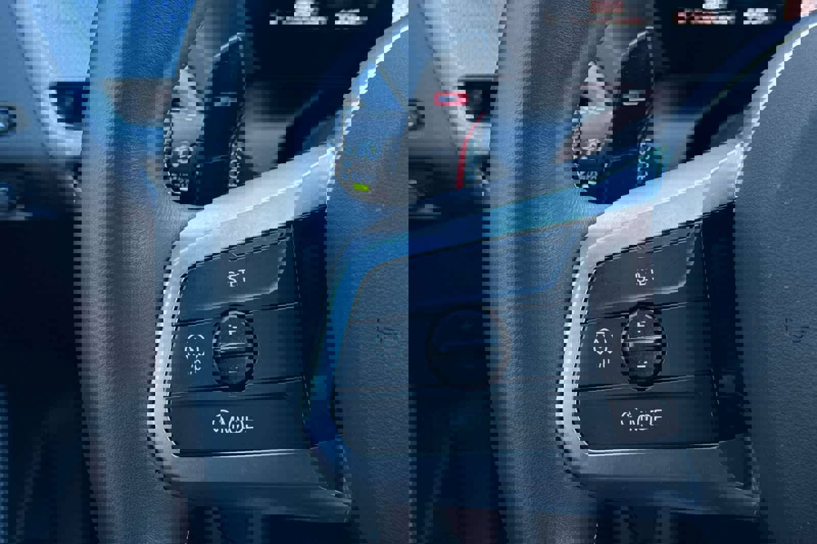 Used 2025 BMW M235i xDrive w/ Premium Package image 25