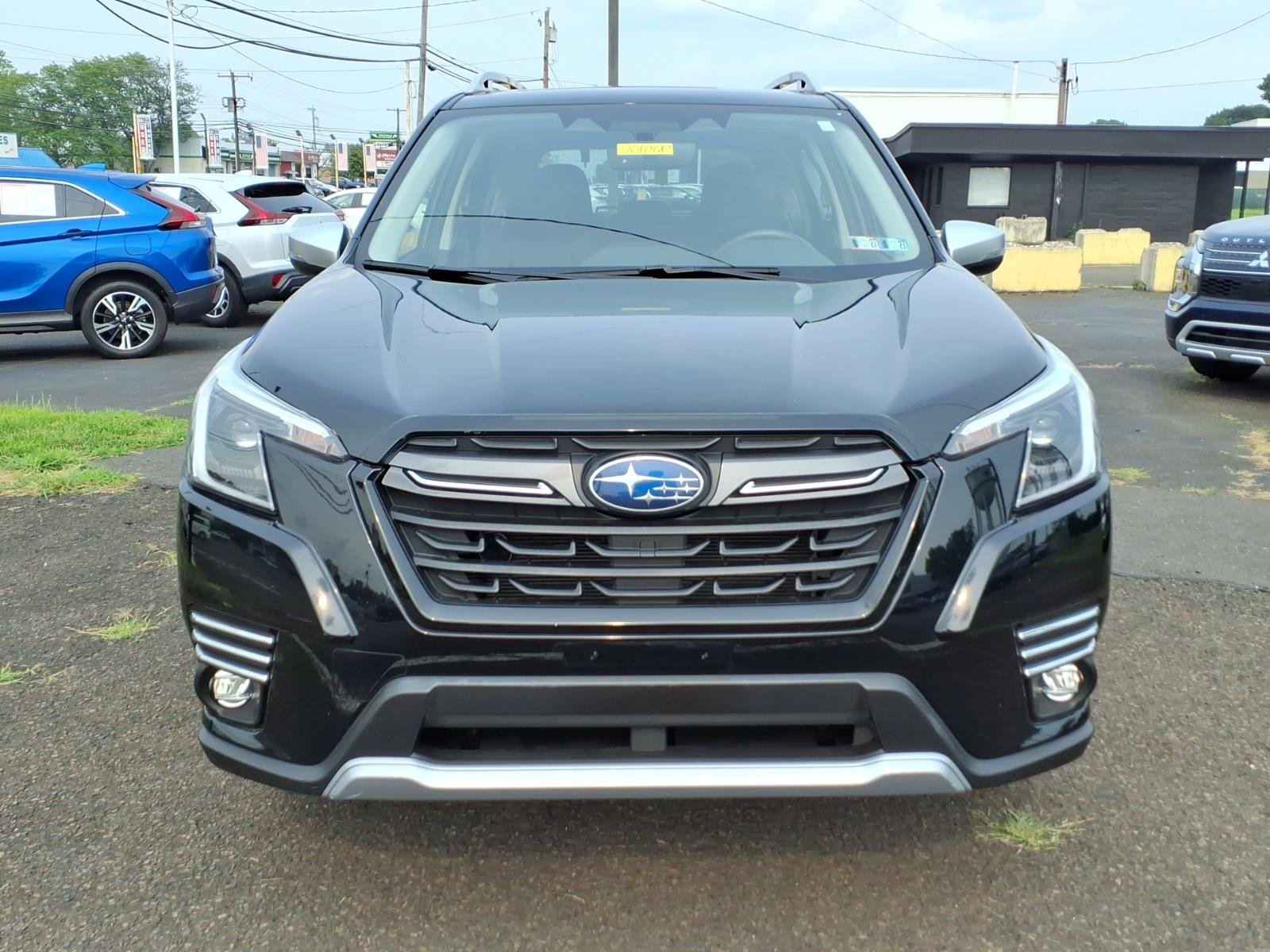 Used 2023 Subaru Forester Limited AWD/4WD image 9