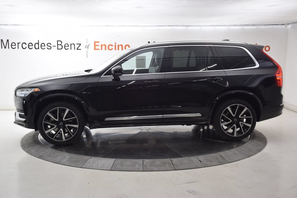 Used 2023 Volvo XC90 B5 Plus w/ Protection Package Premier AWD/4WD image 3