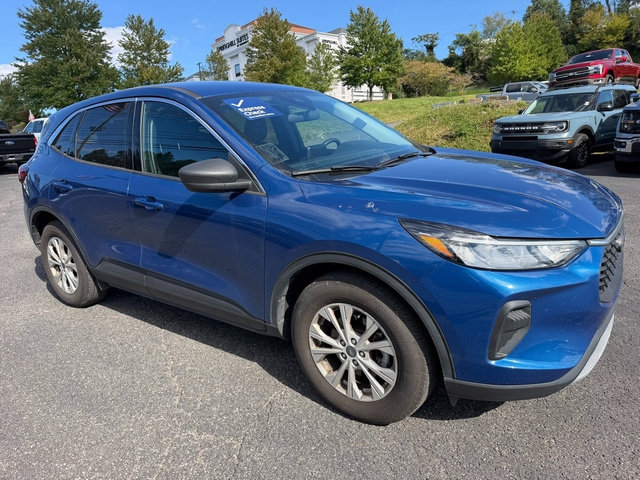 Used 2023 Ford Escape Active AWD/4WD image 8