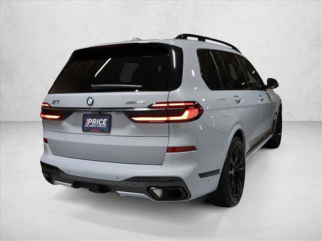 Used 2023 BMW X7 xDrive40i w/ M Sport Package AWD/4WD image 6