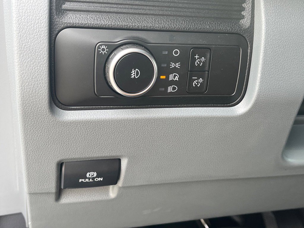 New 2026 Ford F350 XL w/ XL Chrome Package image 28