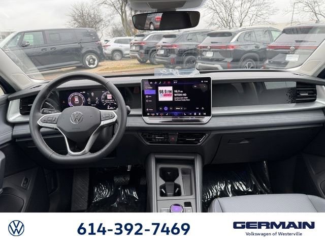 New 2026 Volkswagen Tiguan SE image 18