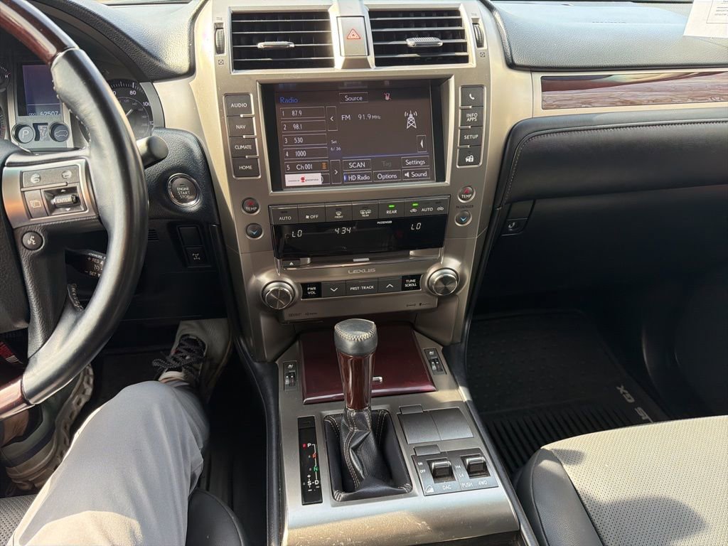 Used 2019 Lexus GX 460 Premium AWD/4WD image 12