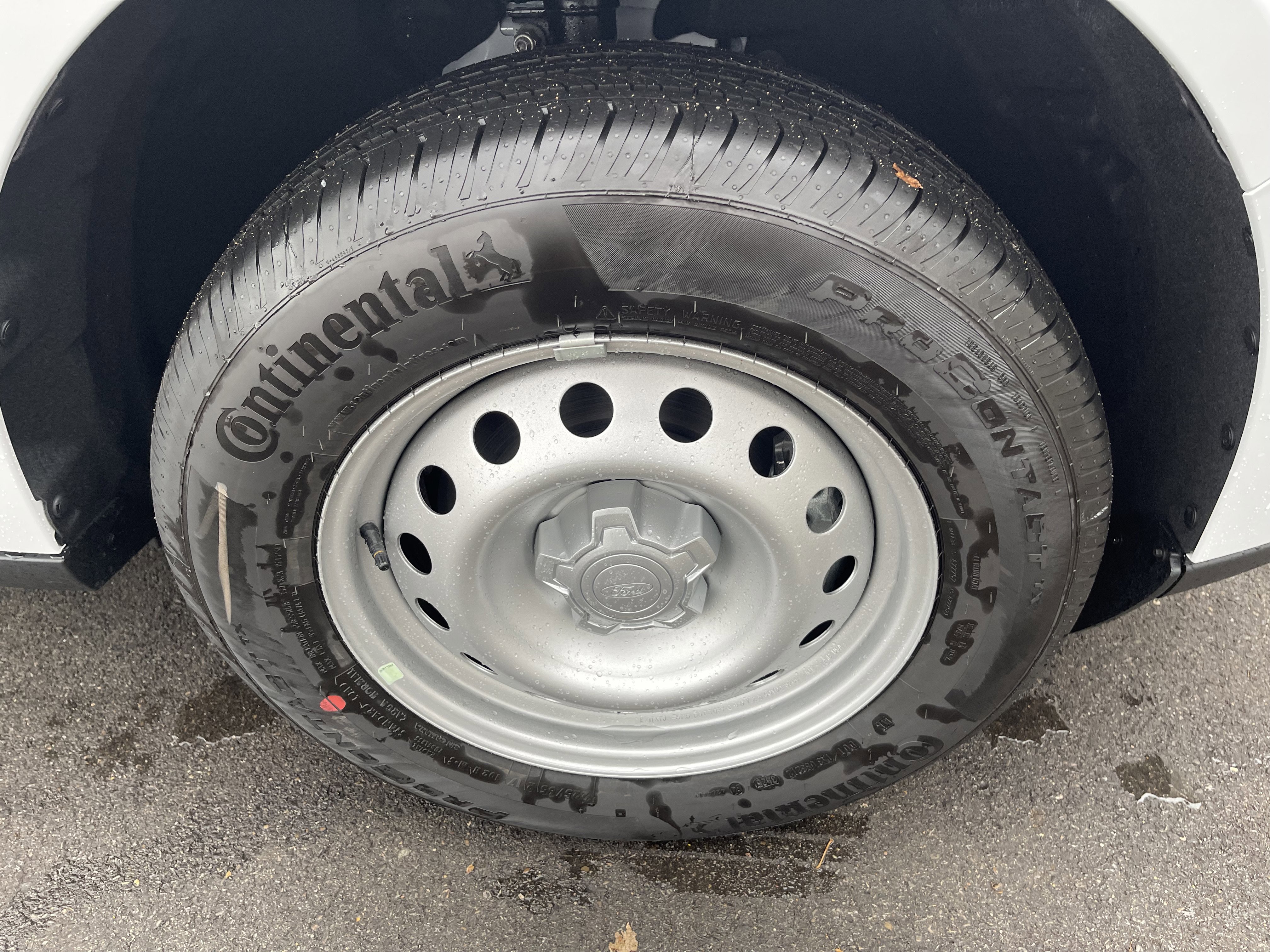 New 2025 Ford Maverick XL image 29