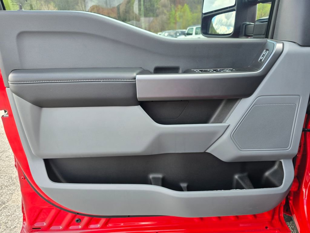 Used 2025 Ford F250 XL w/ STX Appearance Package image 45