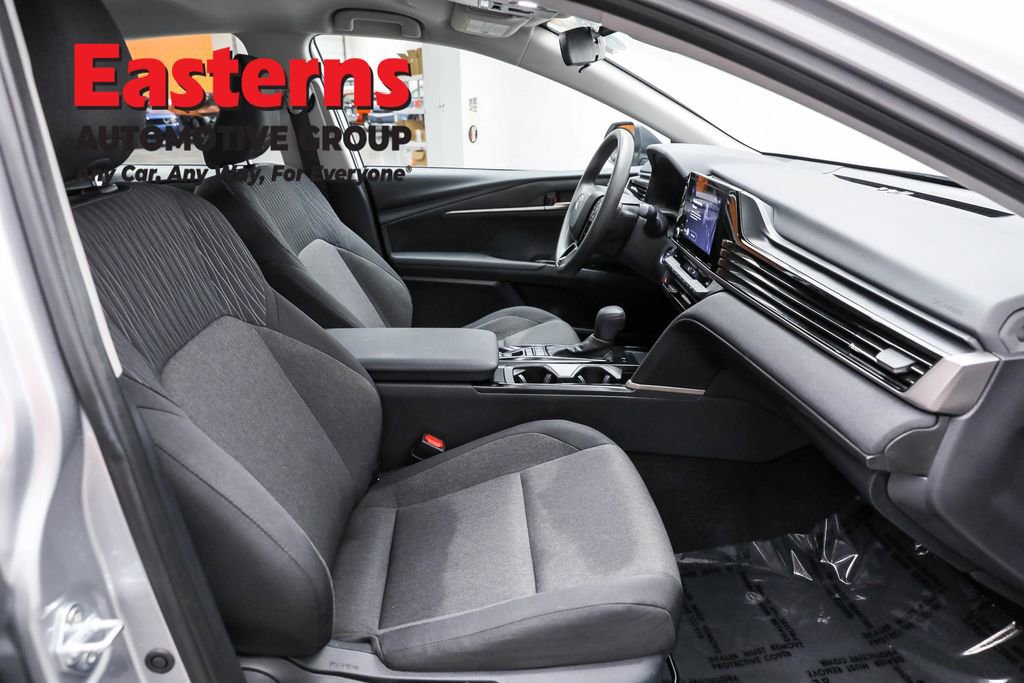 Used 2025 Toyota Camry LE image 25
