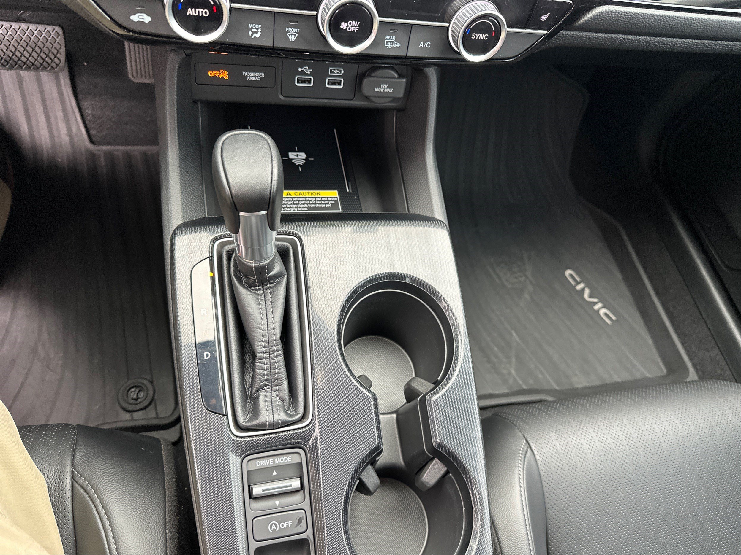 Used 2022 Honda Civic Touring image 15