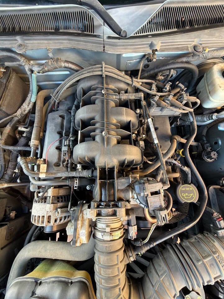 Used 2007 Ford Mustang Premium RWD image 32