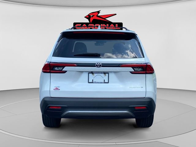 Used 2024 Toyota Grand Highlander AWD image 4