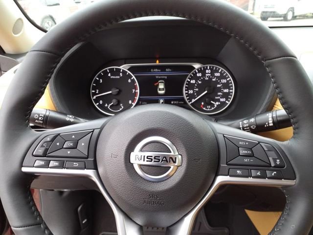 Used 2023 Nissan Sentra SV w/ SV Premium Package image 14