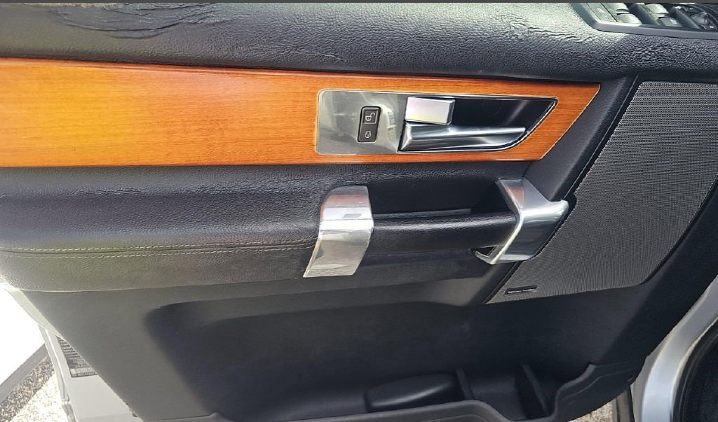 Used 2011 Land Rover LR4 HSE AWD/4WD image 6