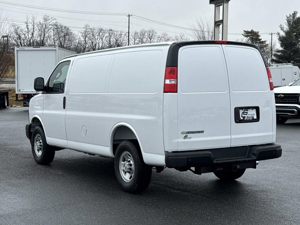 New 2026 Chevrolet Express 2500 w/ Driver Convenience Package RWD image 14