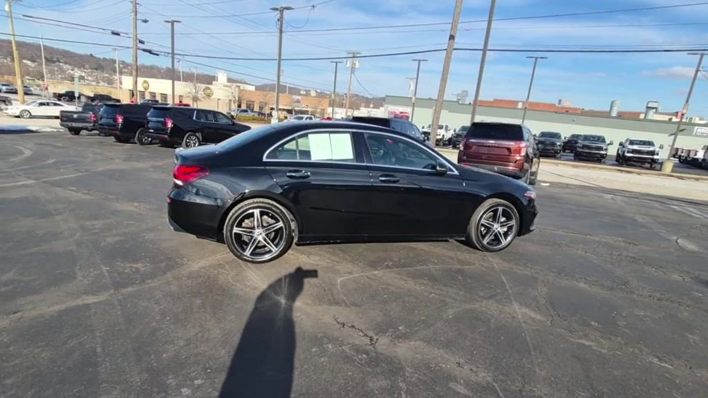 Used 2022 Mercedes-Benz A 220 A 220 image 9