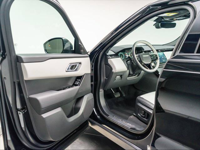 Used 2026 Land Rover Range Rover Velar S AWD/4WD image 25