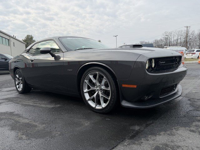 Used 2019 Dodge Challenger R/T w/ Plus Package image 8