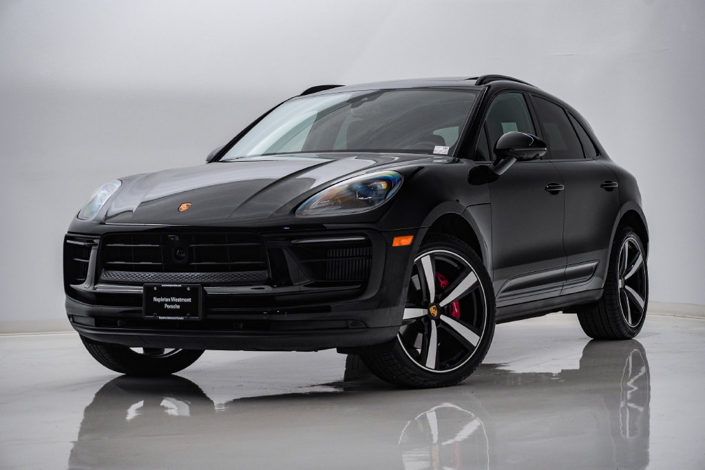 Certified 2026 Porsche Macan S AWD/4WD image 1