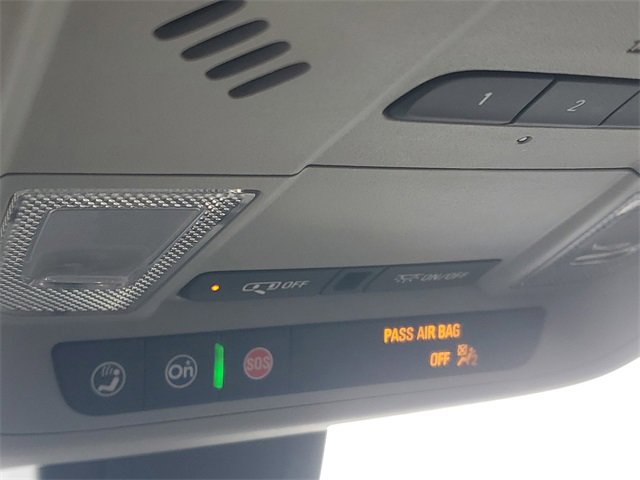 Used 2020 Chevrolet Equinox LT image 31