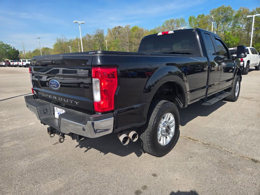 Used 2019 Ford F250 XLT w/ XLT Value Package image 4