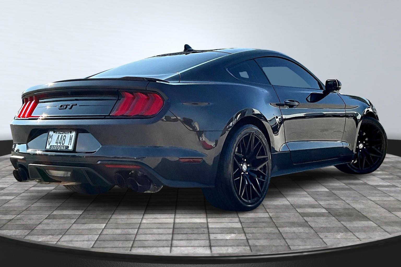 Used 2022 Ford Mustang GT Premium w/ Equipment Group 401A image 5