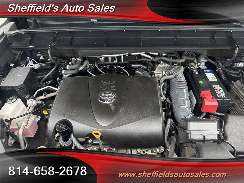 Used 2020 Toyota Highlander L AWD/4WD image 43