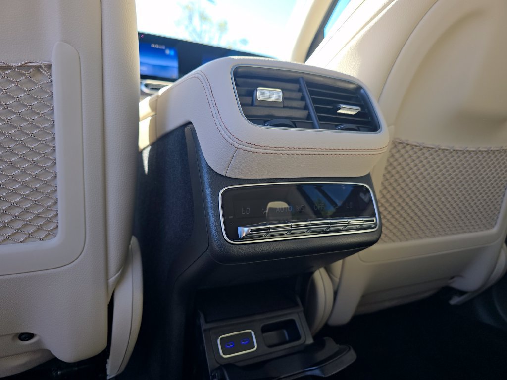 New 2027 Mercedes-Benz GLS 450 4MATIC image 28