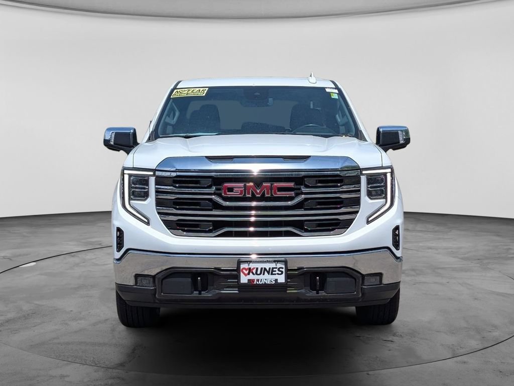 Used 2024 GMC Sierra 1500 SLT AWD/4WD image 2