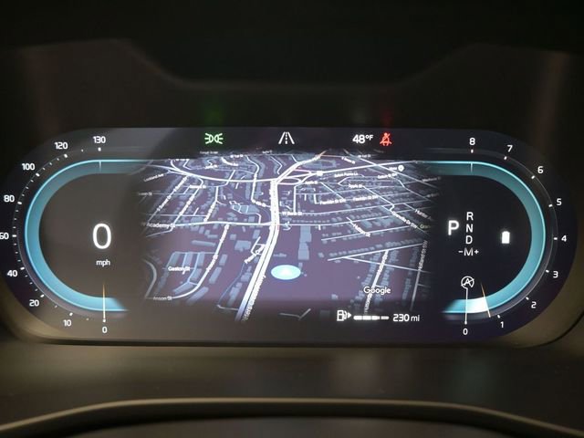 Used 2023 Volvo XC40 B4 Plus w/ Protection Package Premier image 25