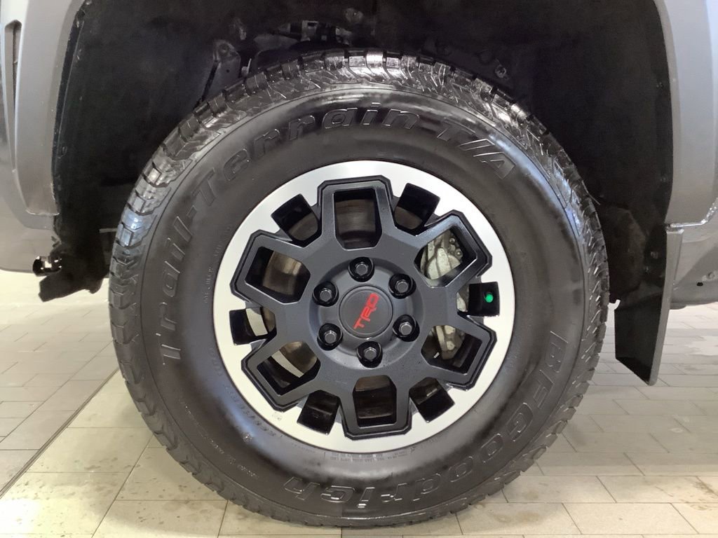 Used 2024 Toyota Tacoma TRD Off-Road image 23