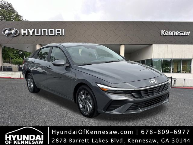 Certified 2025 Hyundai Elantra Hybrid FWD image 1