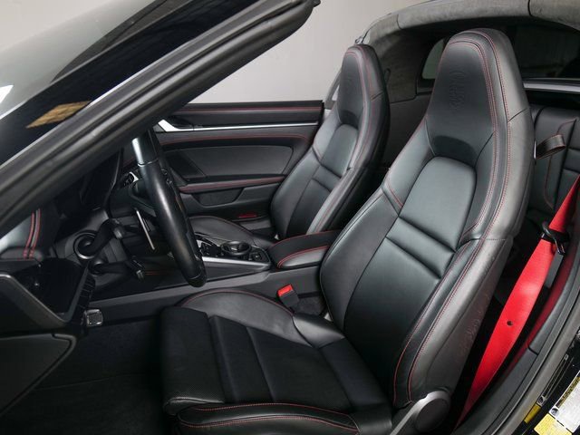 Certified 2022 Porsche 911 Targa 4S image 5