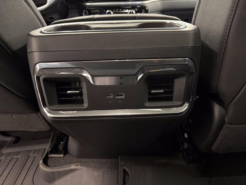 New 2026 GMC Sierra 1500 SLT w/ SLT Premium Package AWD/4WD image 15