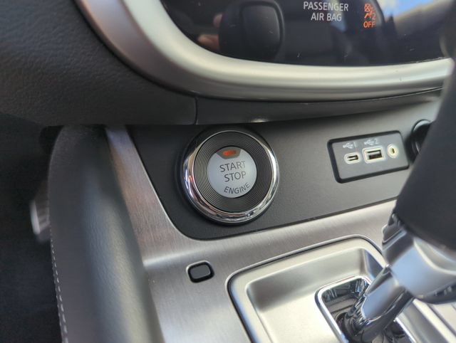 Certified 2023 Nissan Murano SL w/ SL Moonroof Package FWD image 46