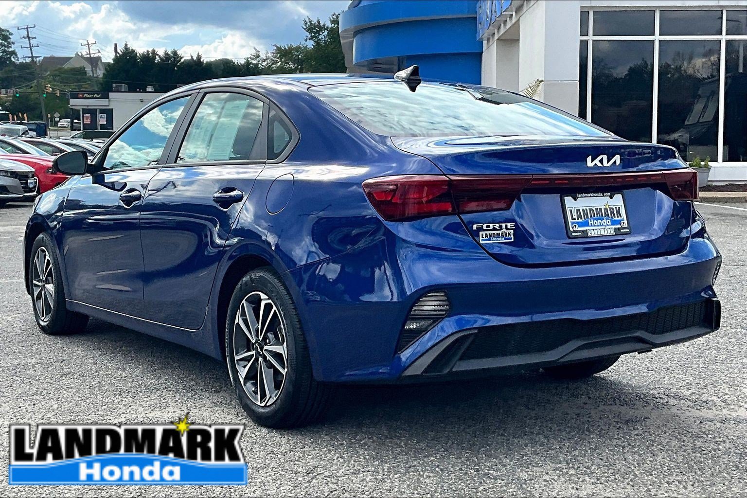 Used 2023 Kia Forte LXS w/ LXS Technology Package FWD image 12