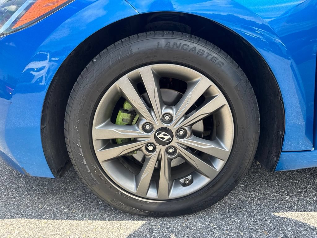 Used 2017 Hyundai Elantra Value Edition w/ Cargo Package FWD image 21