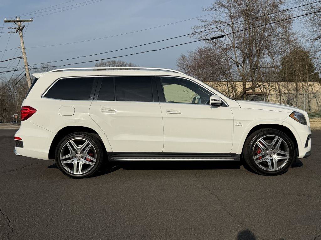 Used 2015 Mercedes-Benz GL 63 AMG 4MATIC image 7