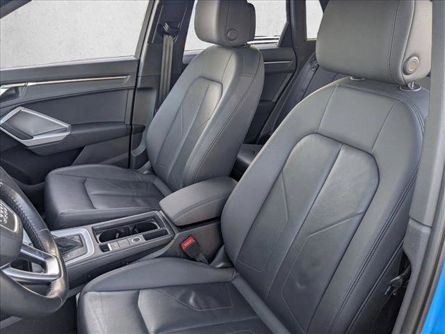 Used 2020 Audi Q3 2.0T Premium w/ Convenience Package image 17