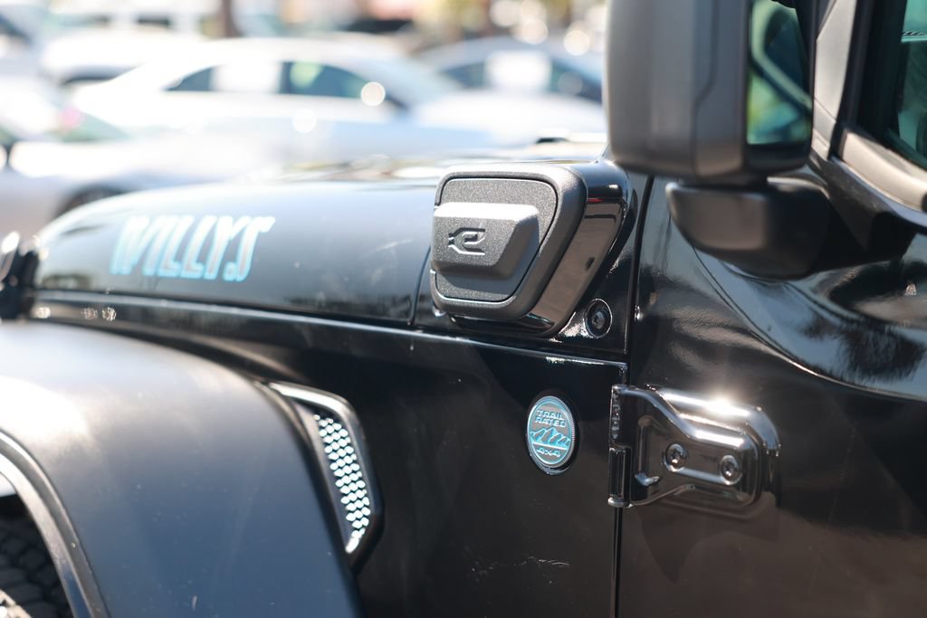 Used 2023 Jeep Wrangler Unlimited AWD/4WD image 14