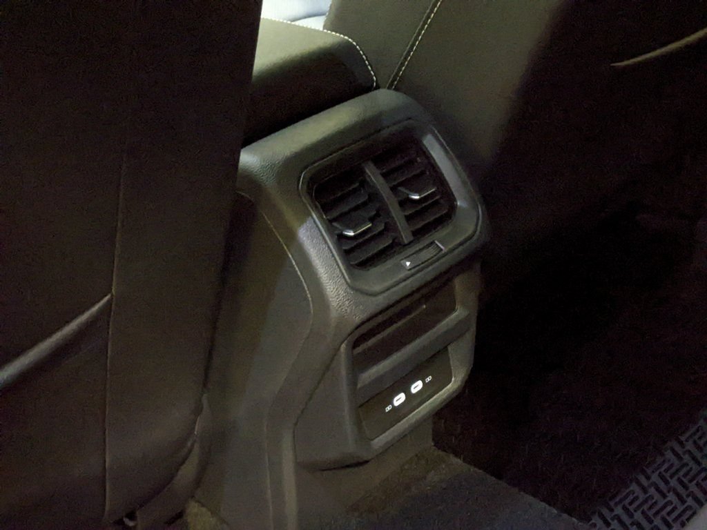 New 2026 Volkswagen Taos SEL AWD/4WD image 24