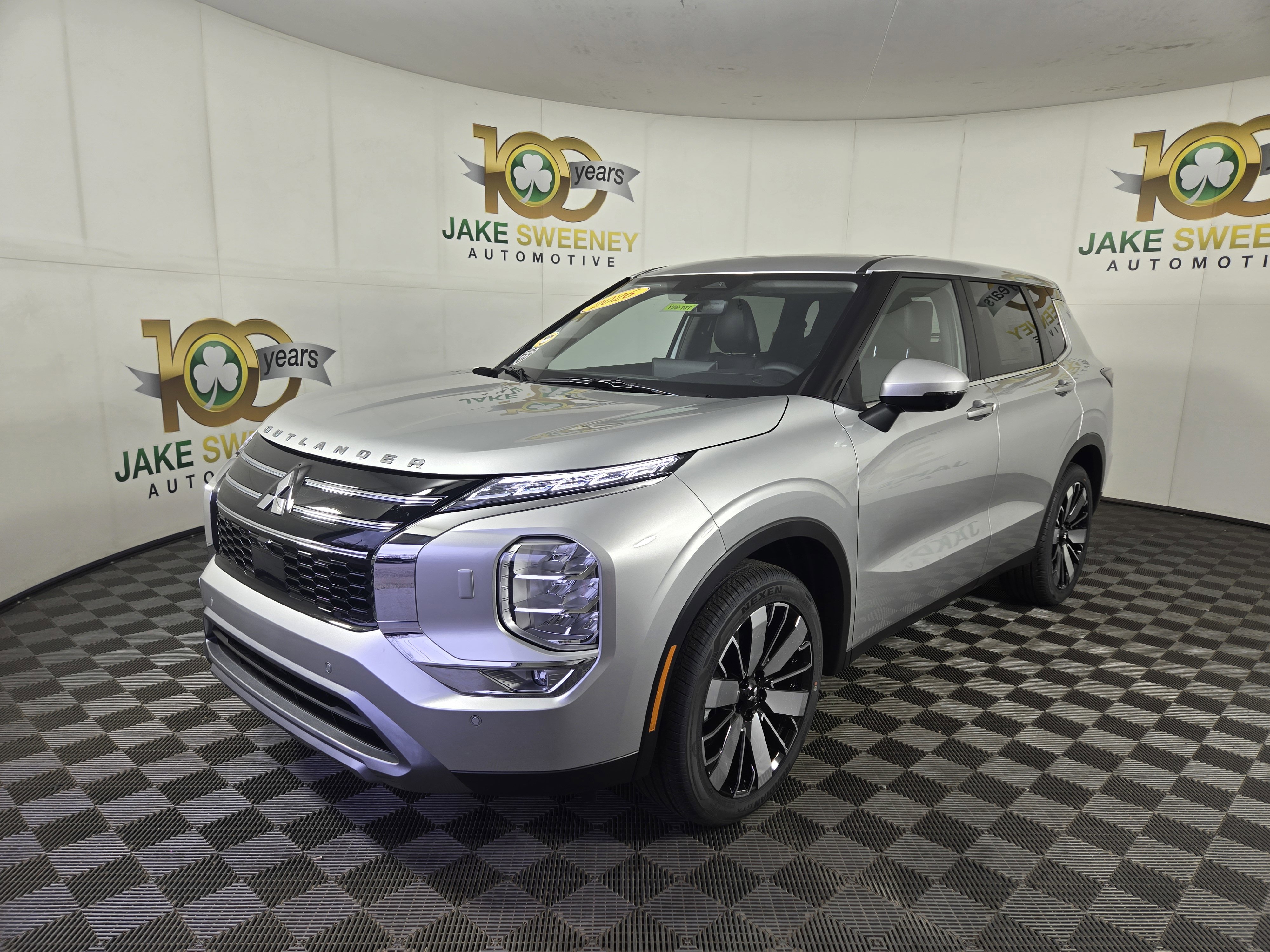 New 2026 Mitsubishi Outlander SE AWD/4WD image 3