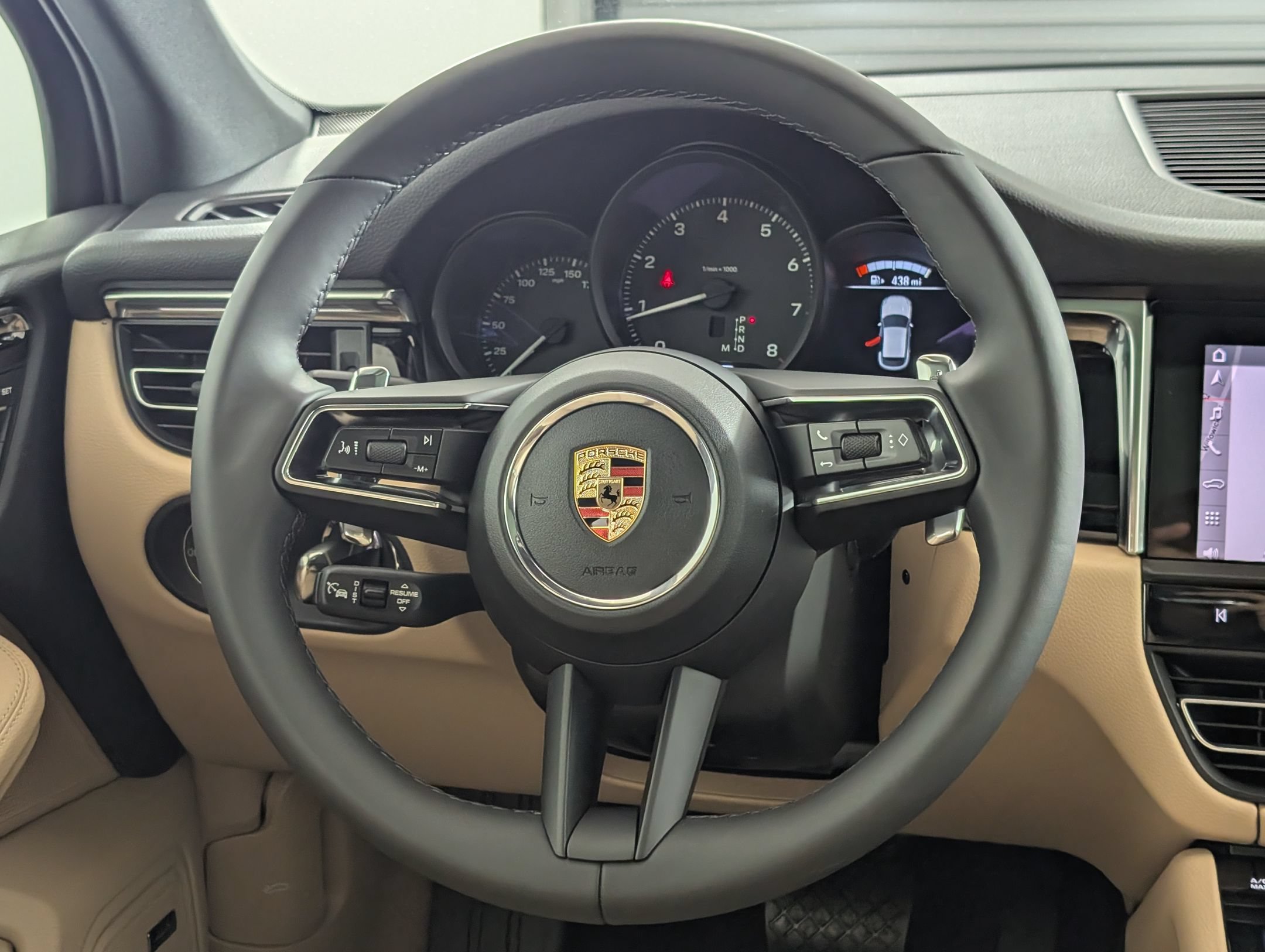 Certified 2026 Porsche Macan AWD/4WD image 21