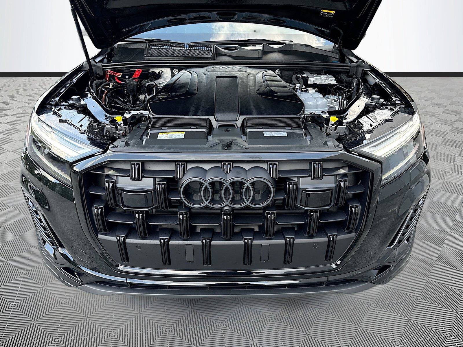 Certified 2026 Audi Q7 2.0T Premium Plus AWD/4WD image 32